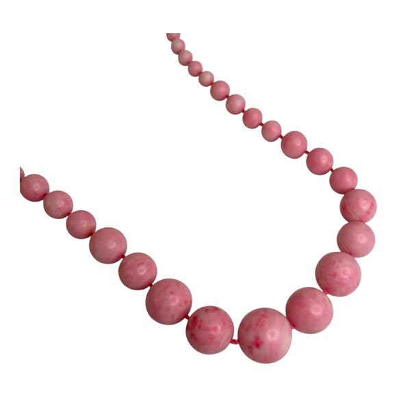 Vintage Bubblegum Pink Graduating Beads Hand Knotted Beaded Necklace - Picture 4 of 4